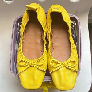 Tory Burch Square Toe Yellow Bow Leather Ballet Flats. size 6